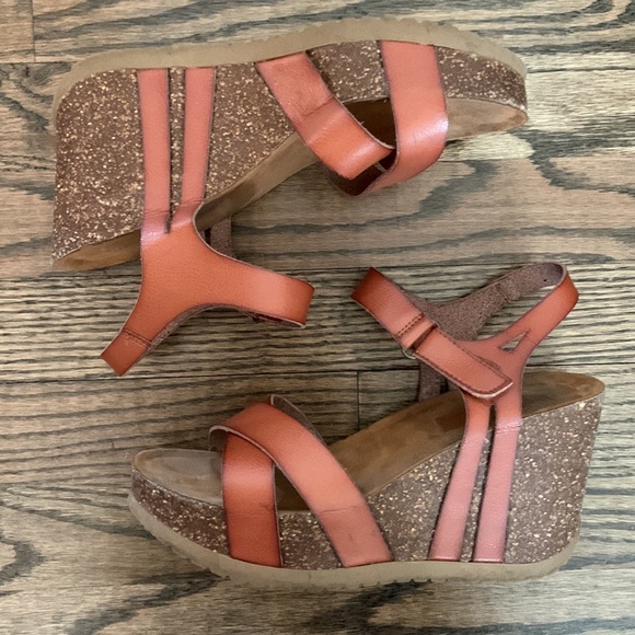 Bjorndal Women's Brown Leather Criss Cross Wedge Heeled Sandals - Picture 6 of 7